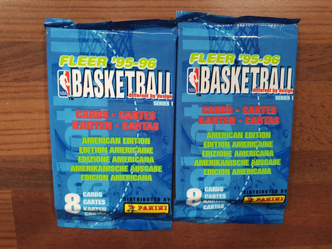 2 kpl Fleer 95-96 Basketball NBA boostereita