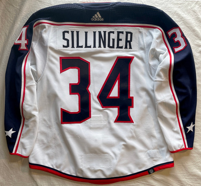 Cole Sillinger Game Worn - pelipaita Columbus Blue Jackets