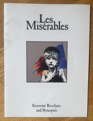 LES MISÉRABLES SOUVENIR BROCHURE AND SYNOPSIS 1995