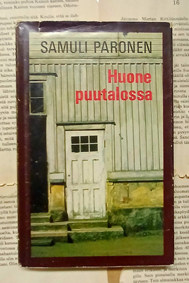 Samuli Paronen - Huone puutalossa (sid.)