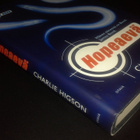 Hopeaevä, kovakantinen kirja 336s (Charlie Higson 2006) - pikkukuva 3