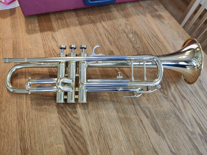 Hüttl line 800 trumpetti