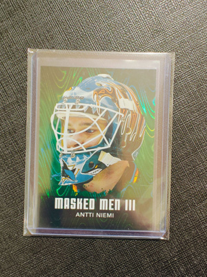 Antti Niemi - 10-11 ITG BTP Masked Men III Emerald /340