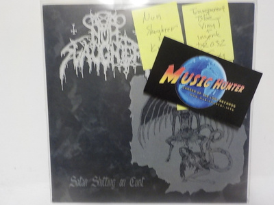 NUN SLAUGHTER / KRIEG - SATAN SHITTING ON CUNT / M-/M- 7"´+