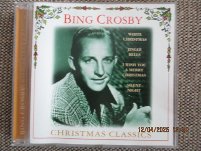 Bing Crosby CHRISTMAS CLASSICS (CD)