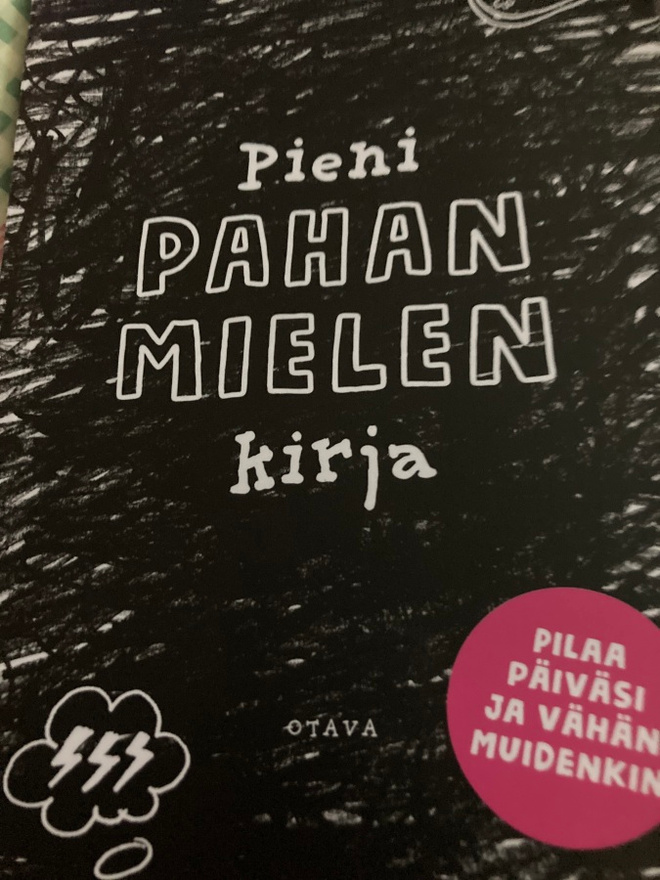 PIENI PAHAN MIELEN KIRJA