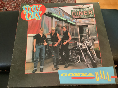 STRAY CATS - Gonna Ball