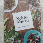 Maija Itkonen - Nyhtökaura: vegepäivän reseptikirja (sid.) - pikkukuva 1