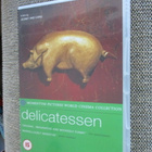 DELICATESSEN DVD HERKUTTELIJOIDEN YÖ - pikkukuva 1