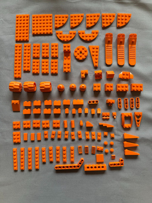 Oranssit legopalat