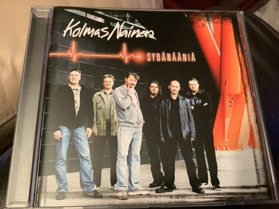 KOLMAS NAINEN / Sydänääniä cd.