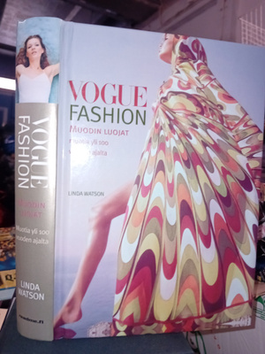 Watson : Vogue Faahion - Muodin luojat ( SIS POSTIKULU )