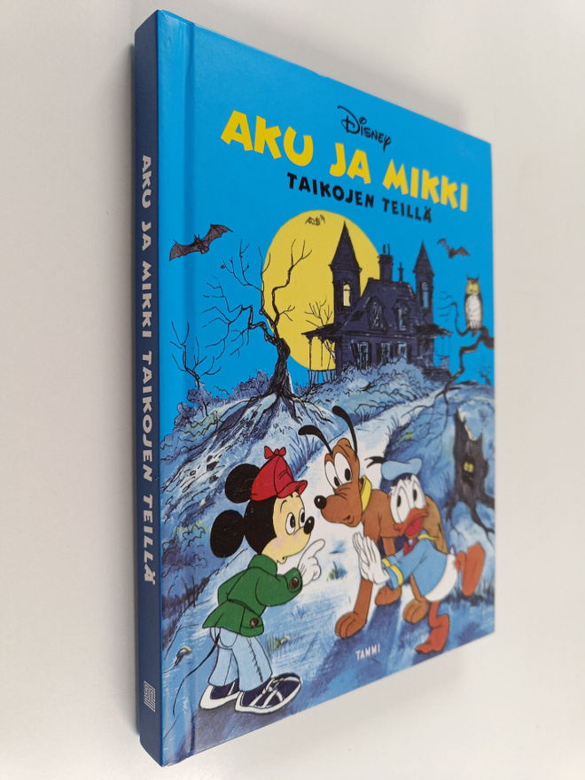 Walt Disney : Aku ja Mikki taikojen teillä