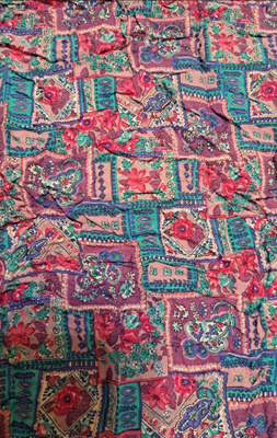 Värikäs ryppypintainen viskoosi 135x190cm