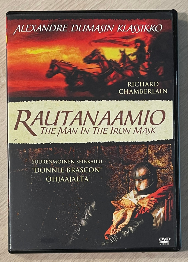 Rautanaamio (1977) Alexandre Dumas'n klassikosta