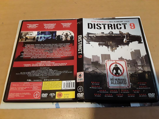 District 9 - SF Region 2 DVD (FS Film Oy)