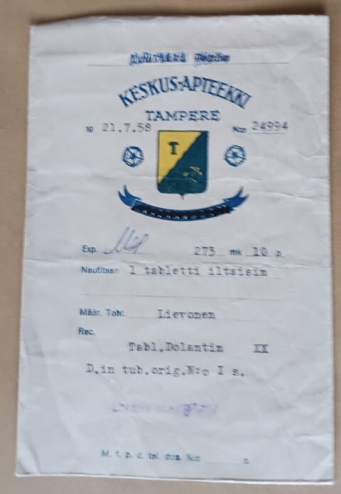 Tampere, Keskusapteekki, pulveripussi (+ vaakuna)