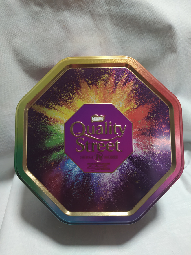 Iso peltirasia Quality Street