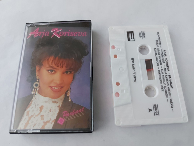 ARJA KORISEVA - PARHAAT c-kasetti ( mm. KUNINGASKOBRA )