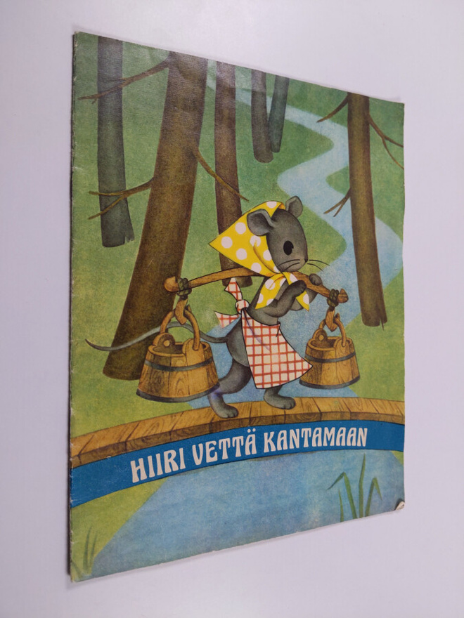 Tatjana Baltsunene : Hiiri vettä kantamaan : liettualaisi...