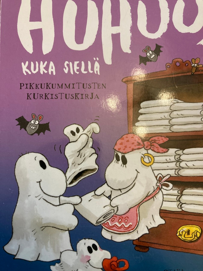 MAURI KUNNAS: PIKKUKUMMITUSTEN KURKISTUSKIRJA