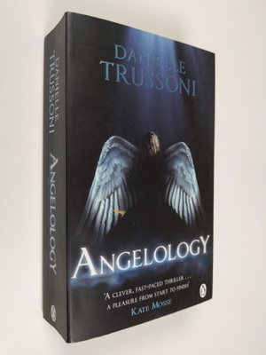Danielle Trussoni : Angelology