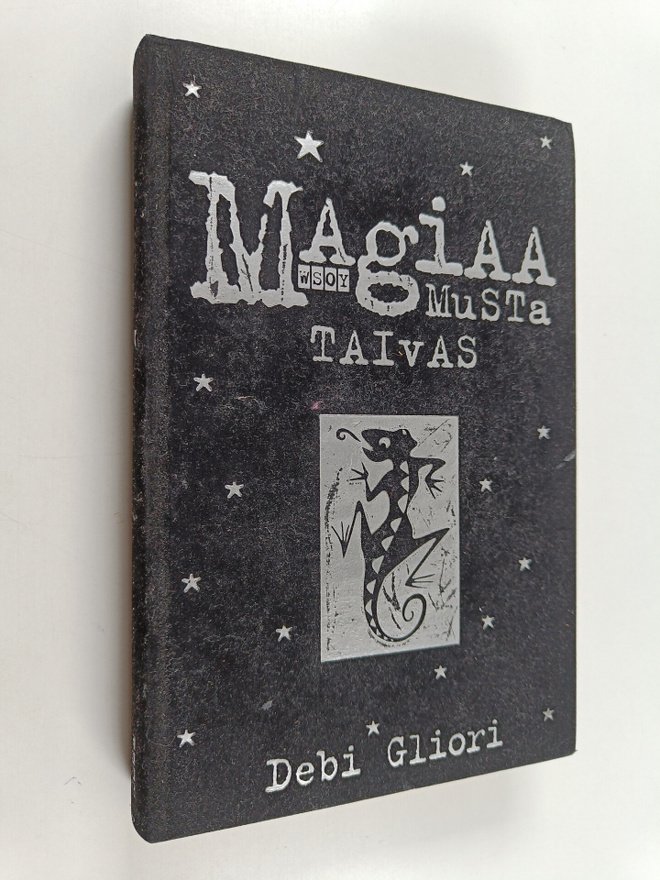 Debi Gliori : Magiaa musta taivas