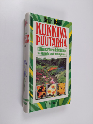 Brian Davis : Kukkiva puutarha