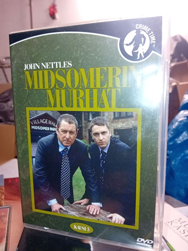 4 DVD Midsomerin murhat kausi 3 ( SIS POSTIKULU )