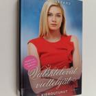 Sara Shepard : Kieroutunut - pikkukuva 1