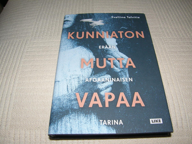 Eveliina Talvitie Kunniaton mutta vapaa -sid