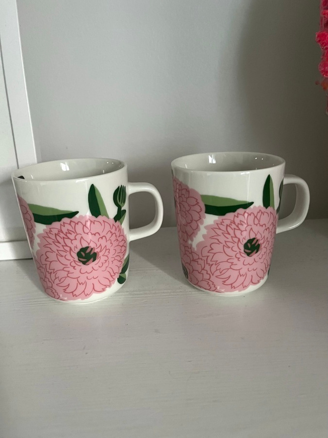 Marimekko Oiva Primavera pinkki kuppi 2,5dl 30€/1kpl