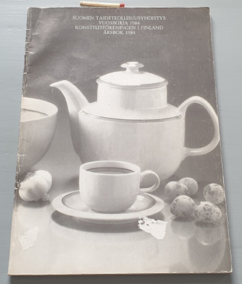 Suomen taideteollisuusyhdistys vuosikirja 1984