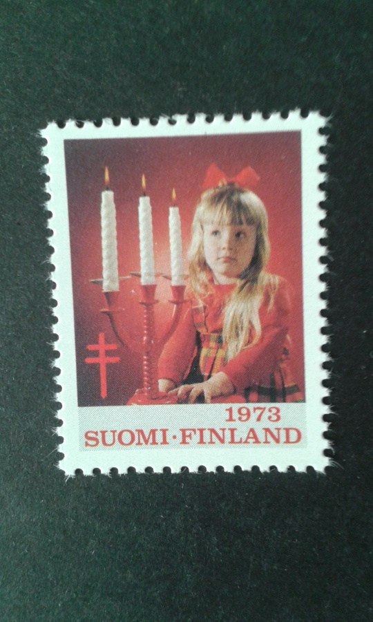 1973 tub joulumerkki tyttö ja kolme kynttilää**