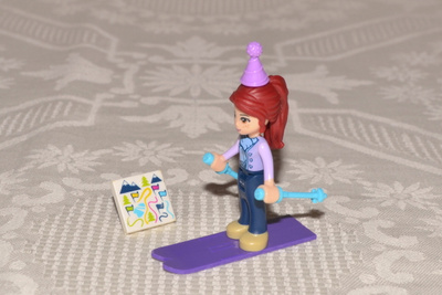 LEGO Friends - Mia hiihtämässä -