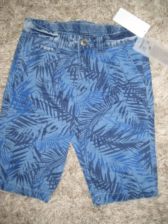 **KAppAhl  shortsit UUSI  koko  140 cm **