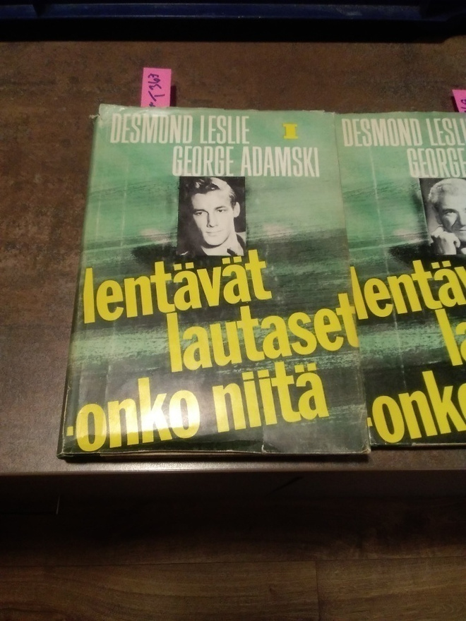 Lentävät lautaset onko niitä 1-2