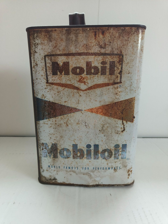 VANHA MOBILOIL ÖLJYKANISTERI