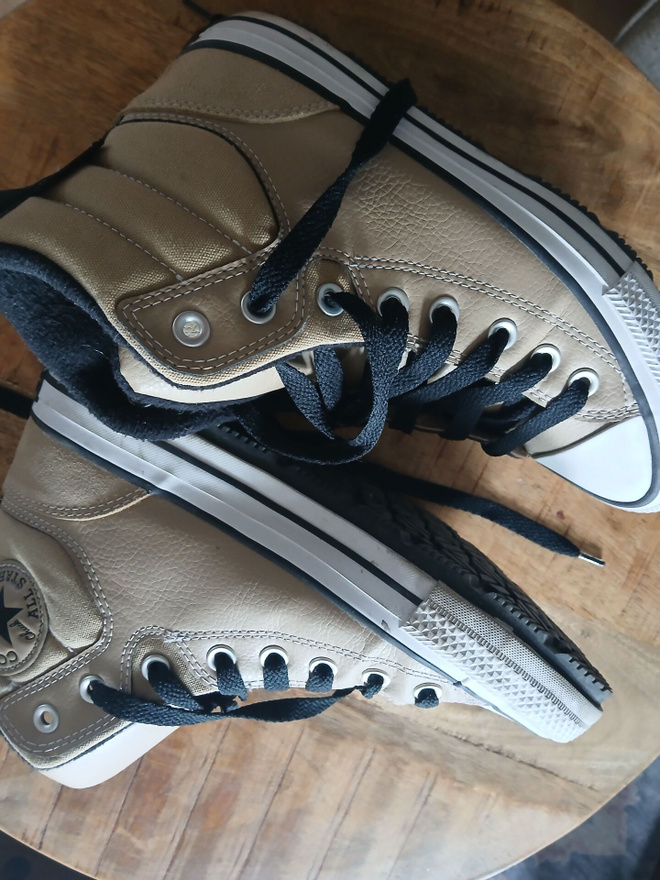 CONVERSE Vettähylkivät tennarit 39.5