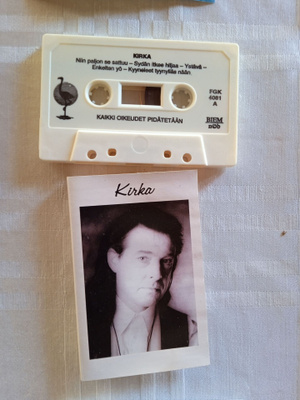 C- KASETTI: KIRKA :   FLAMINGO FGK 4081