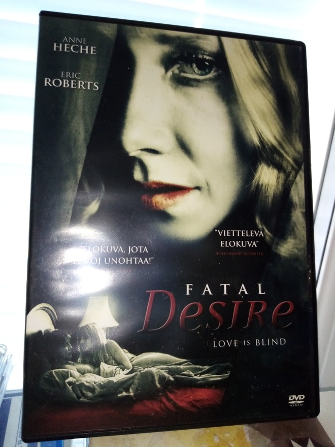 DVD Fatal Desire ( SIS POSTIKULU)