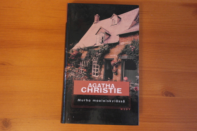 Agatha Christie:Murha maalaiskylässä.Sid.Sapo 8.