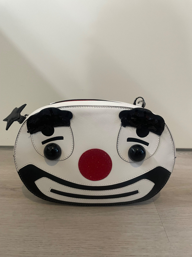 Tod’s Circus Clown -nahkalaukku keräilijälle