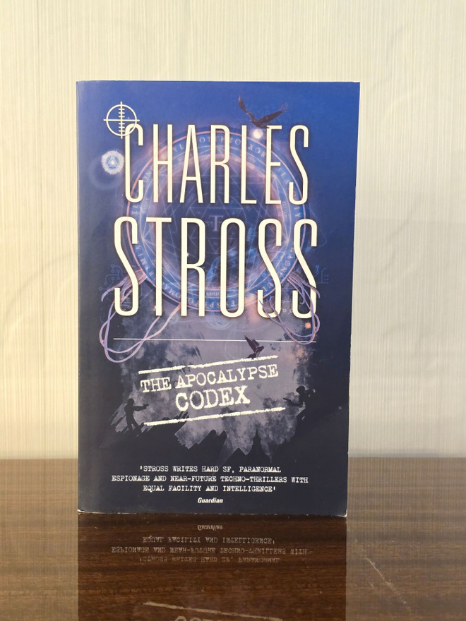 The Apocalypse Codex (Charles Stross, pehmeäkantinen)