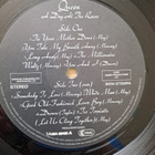 QUEEN : A DAY AT THE RACES  LP - pikkukuva 3