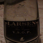 LARSEN V.S.O.P. KONJAKKI PULLO - pikkukuva 2