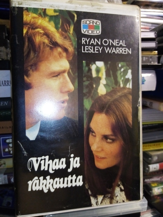 VHS VIHAA JA RAKKAUTTA ( SIS POSTIKULU)