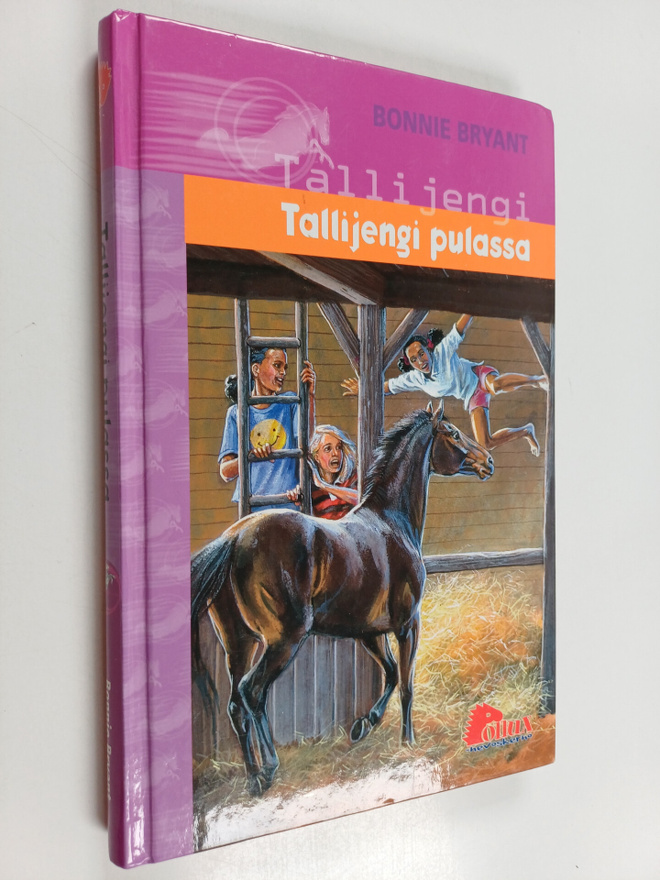 Bonnie Bryant : Tallijengi pulassa