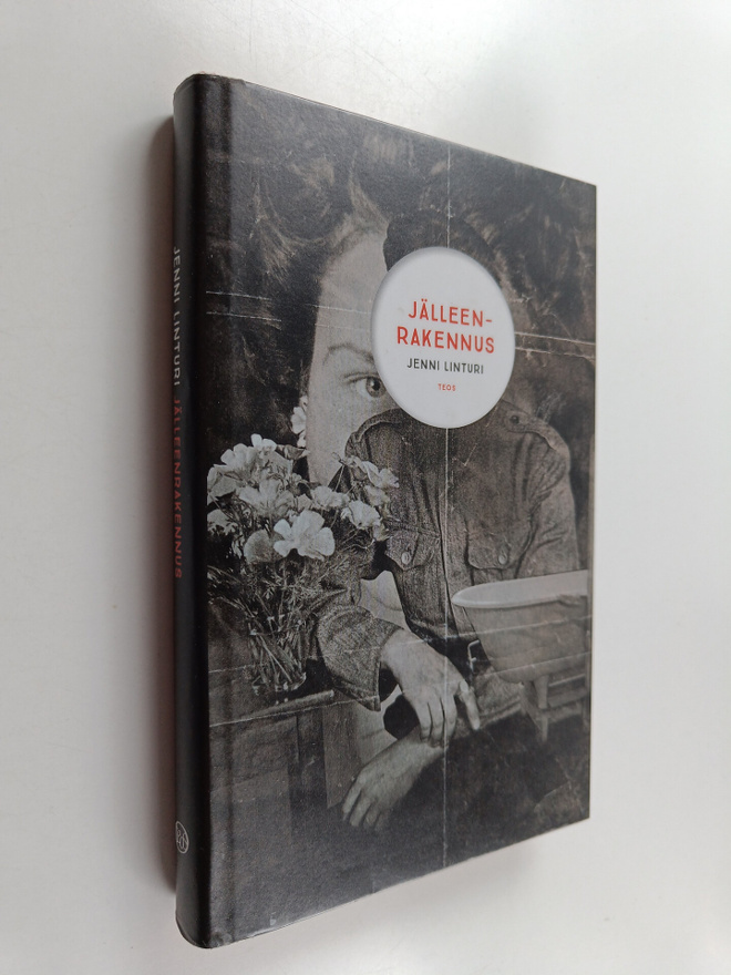 Jenni Linturi : Jälleenrakennus