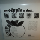 Apple KUVALEVY an Apple a day... - pikkukuva 2